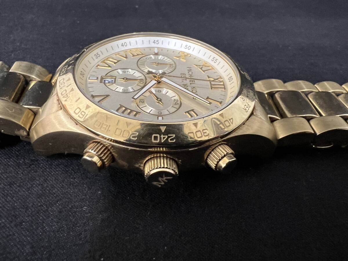  【稼働確認済み】MICHAEL KORS マイケルコース MK-8214 メンズ 腕時計 クォーツ クロノグラフ カレンダー ローマン文字 ゴールド 現状品の画像3