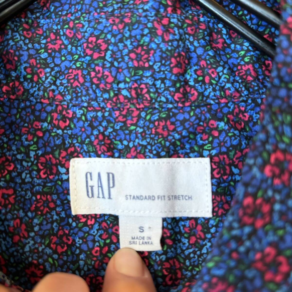 美品　Gap ブルー　半袖シャツ 半袖 花柄　トップス　メンズ　半袖Yシャツ　3121_画像4