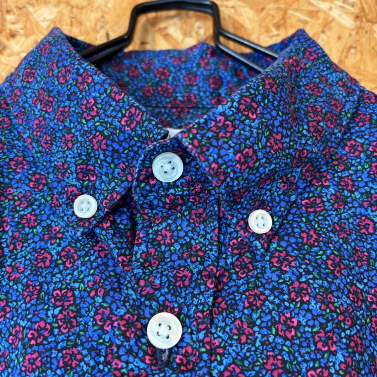 美品　Gap ブルー　半袖シャツ 半袖 花柄　トップス　メンズ　半袖Yシャツ　3121_画像3