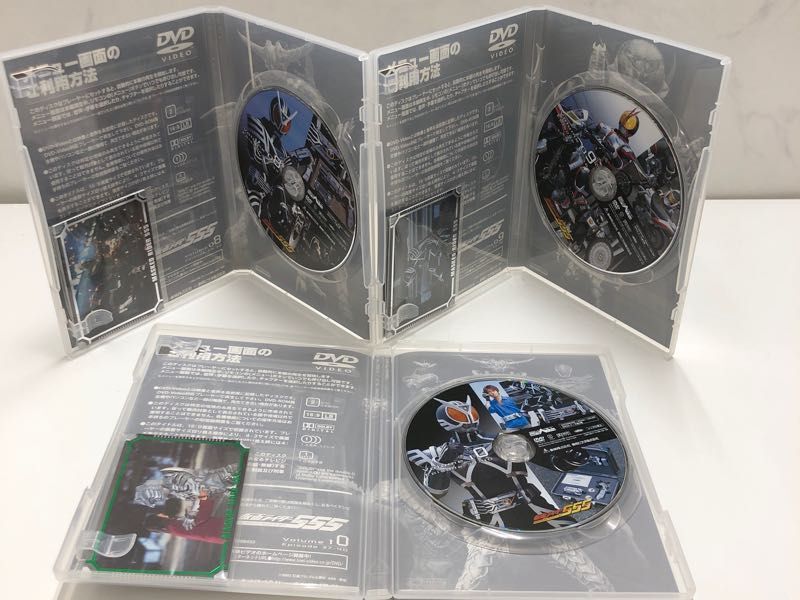 1円〜 仮面ライダー555 1〜13巻 DVDの画像7