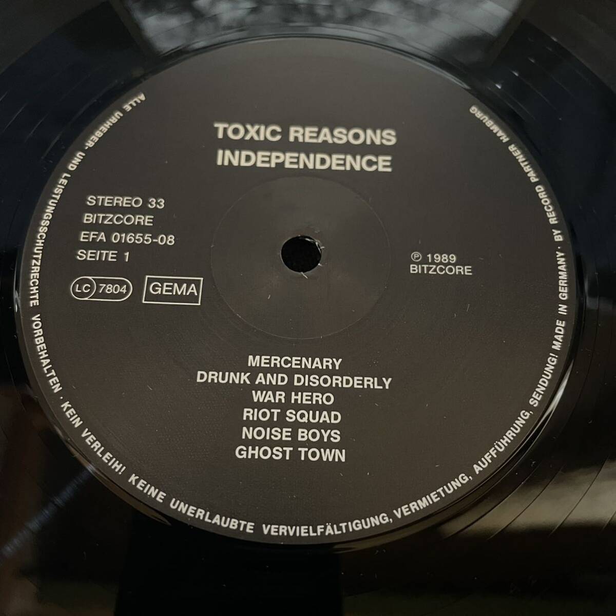 Toxic Reasons 『Independence』 LPレコード パンク・ハードコアの画像5