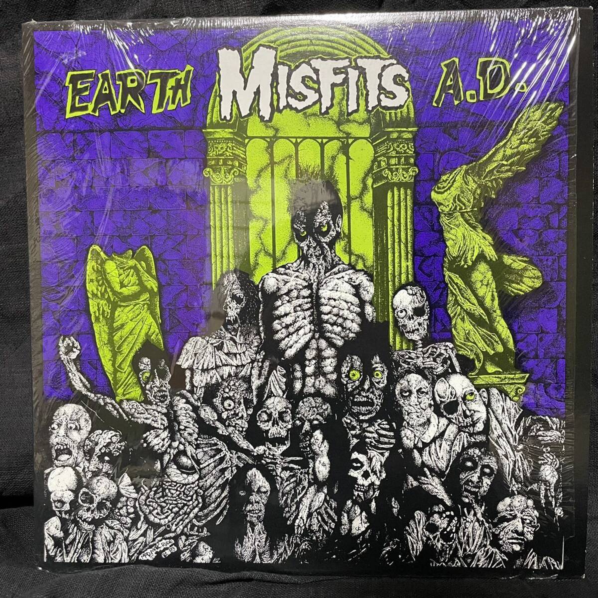 Misfits 『Earth A.D.』 LPレコード PL9-02 （M-3）の画像1