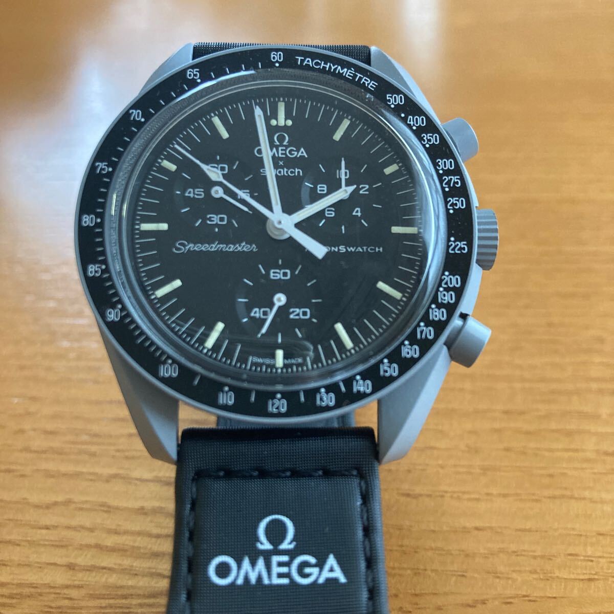 美品 Swatch × Omega スウォッチ × オメガ SO33M100 スピードマスター ミッショントゥザムーン MISSION TO THE MOONの画像3