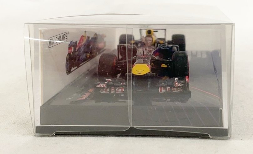 ミニチャンプス 1/43 インフィニティレッドブルレーシングRB9 マークウェバー最終ブラジルGP2013レース後インラップ M.WEBBER TPSP-93の画像3