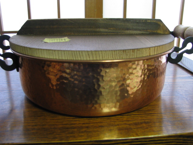 銅100％ 両手鍋 木のふた、付属物 昭和レトロの画像3