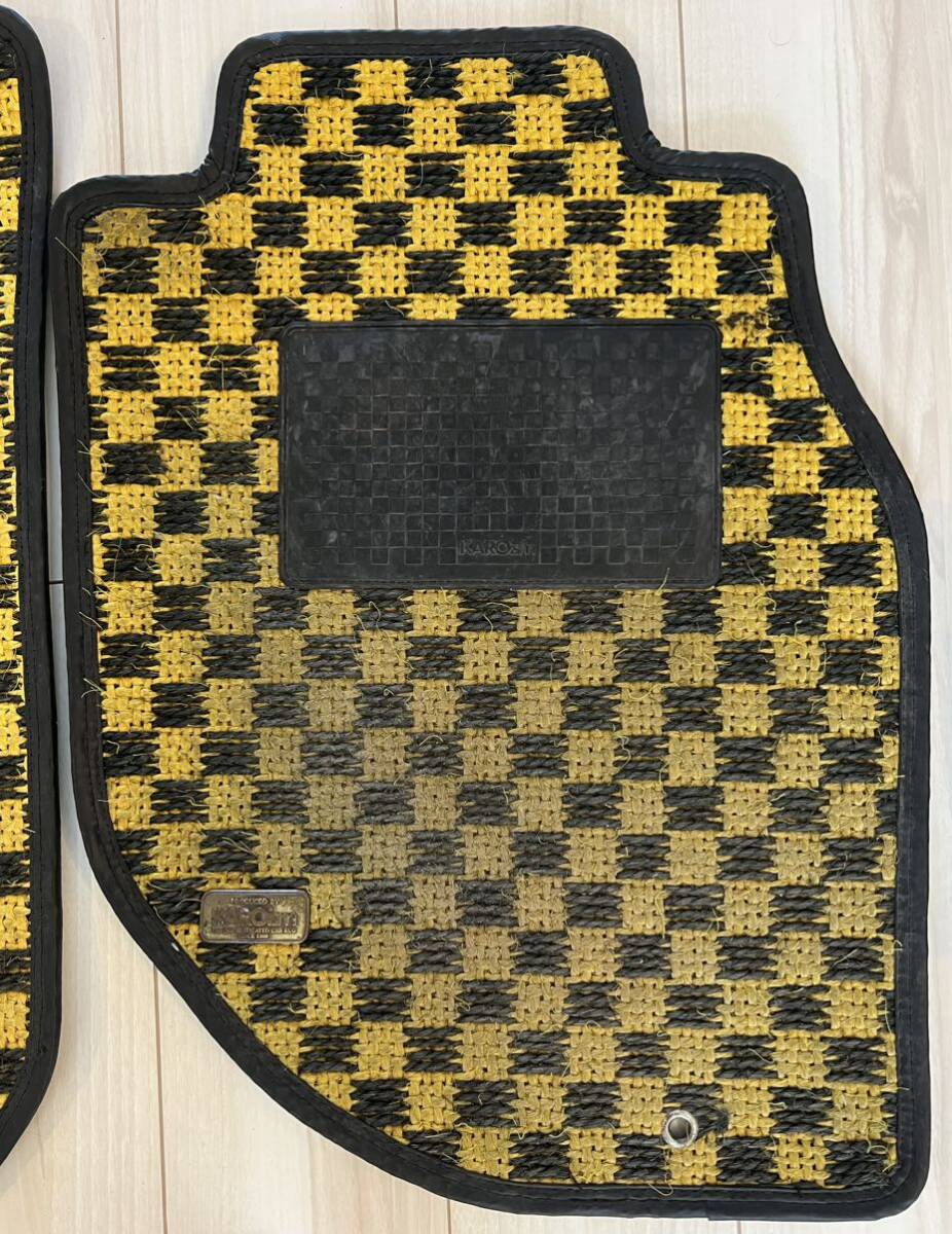  rare!VOLVO850 Volvo 850 installation KARO after market floor mat right steering wheel car yellow black checker pattern VOLVO855 Volvo 855 car mat 