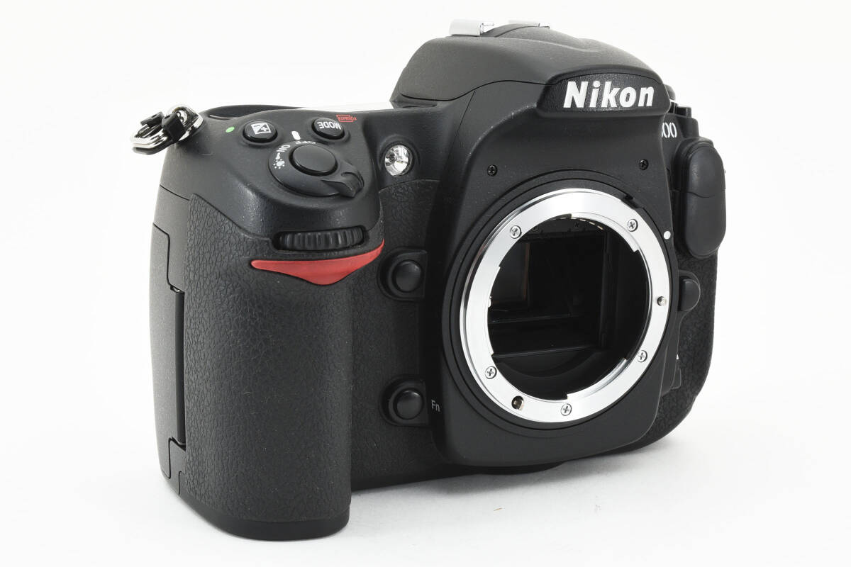 【完動美品】人気のカメラ ニコン NIKON D300 ボディ 付属多数の画像3