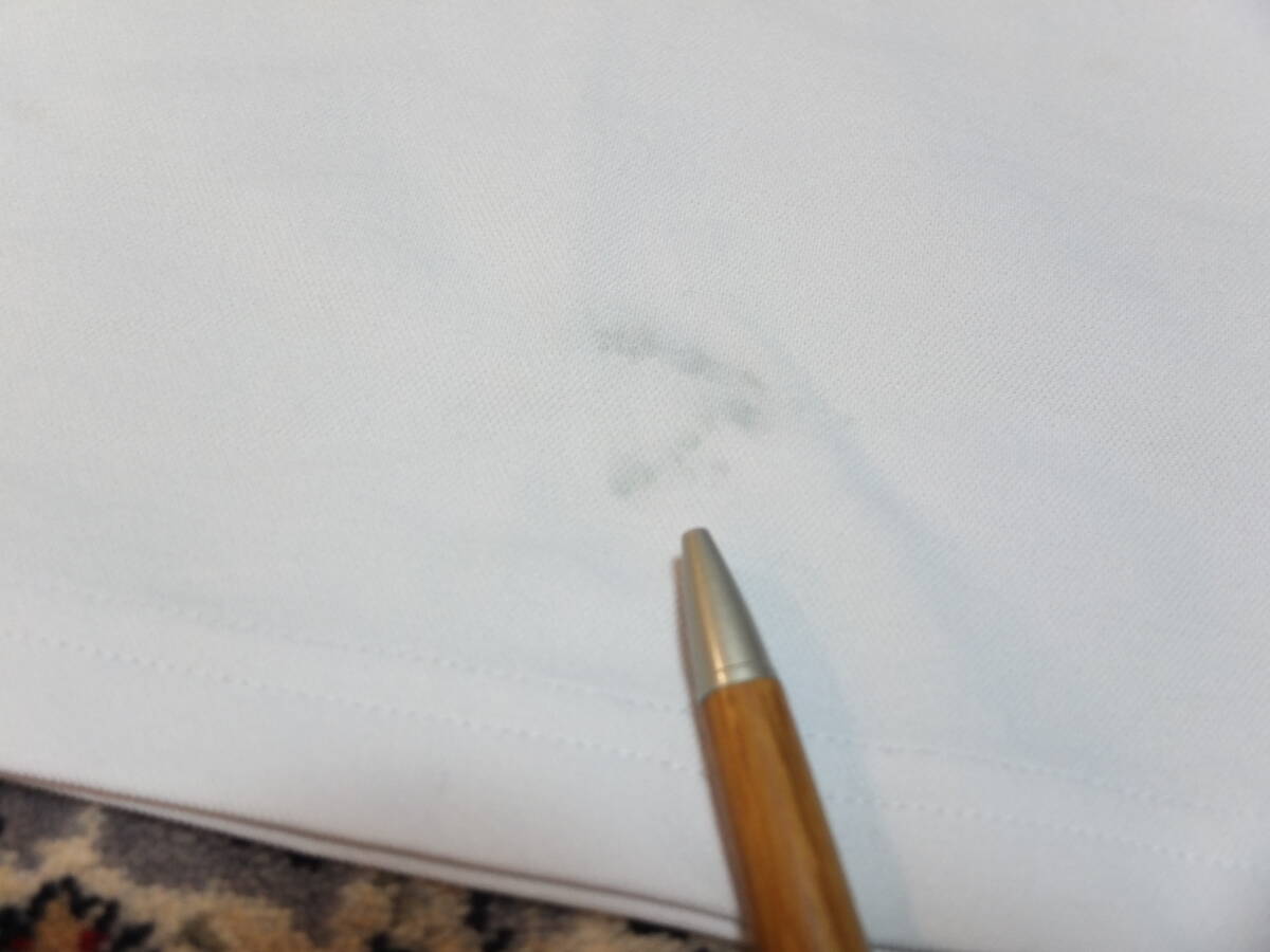 The North Face 半袖ポロ L 白（薄い銀）色 中古・送料込み / ザノースフェイス 汚れありの画像3