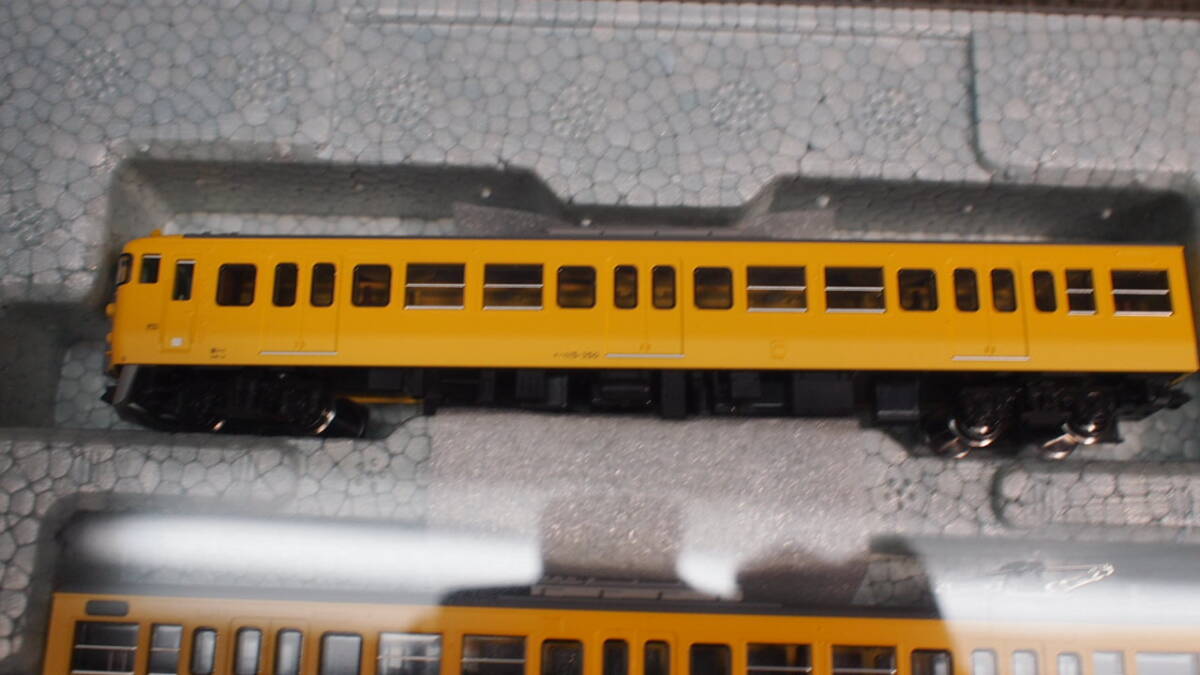▲Bに 4-24 KATO Nゲージ 115系 300番台 中国地域色 3両セット 10-1808 カトー 鉄道模型の画像4