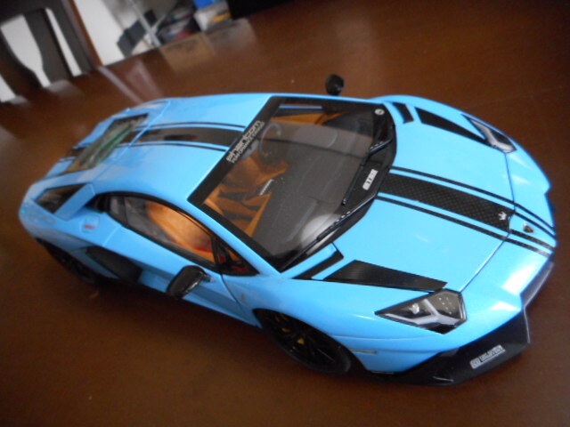 ★★1/18 ランボルギーニ アウ゛ェンタドール LP720-4 50thアニバーサリー ブルー Aventador 50th anniversary Autoart★★_画像5