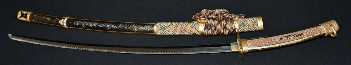  sword fittings gorgeous ... mother-of-pearl . gold ornament long sword .