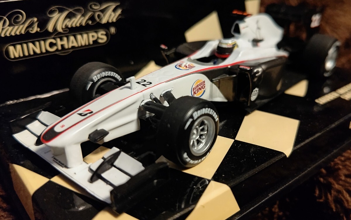 ミニチャンプス PMA 1/43 限定1008台 ザウバー・C29・フェラーリ 2010 ペドロ.デ.ラ.ロサ MINICHAMPS SAUBER・FERRARI PEDRO.DE.LA.ROSA_画像1