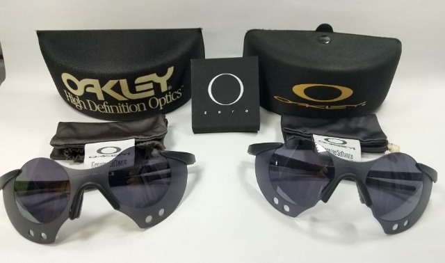 レア! OAKLEY Zero0.3 2セット 中古 デニス・ロッドマン オークレー オークリー ゼロ VINTAGE ヴィンテージ ビンテージ 1990年代の画像2