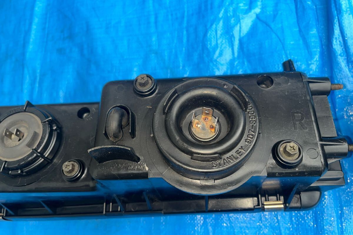 日産 S13シルビア 角目ヘッドライト 左右セットの画像4