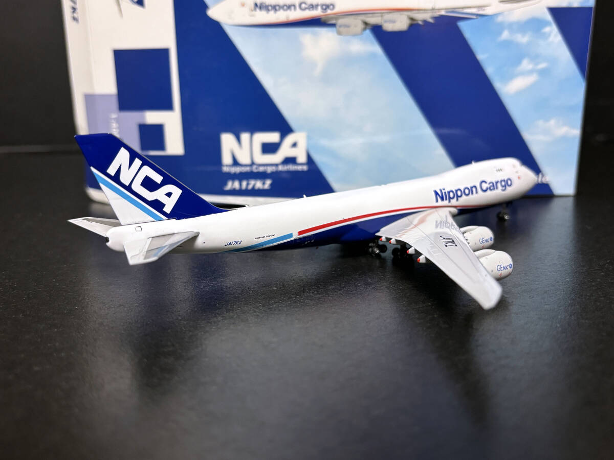 フェニックス 1/400 NCA 747-8F JA17KZ Phoenix Nippon Cargo Airlines_画像3