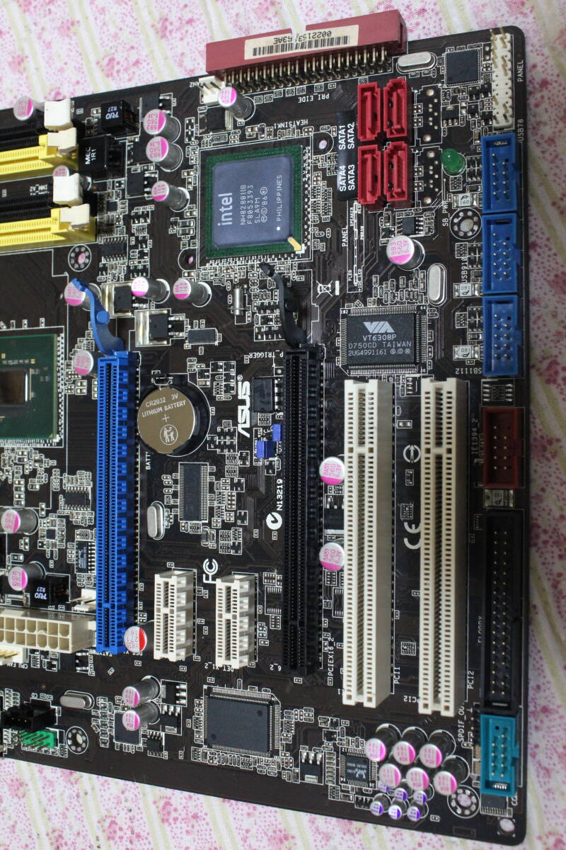 ASUS P5K/EPU LGA775 Pentium DUAL-CORE E5300 2.60GHz付 中古品の画像2