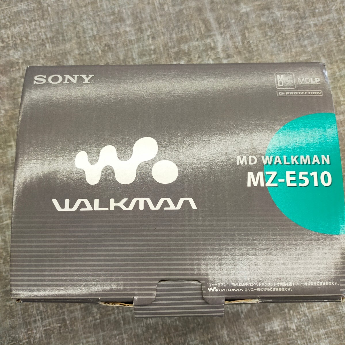 su1436 beautiful goods Walkman SONY MZ-E510 portable MD player WALKMAN Sony earphone remote control charge stand owner manual original box 