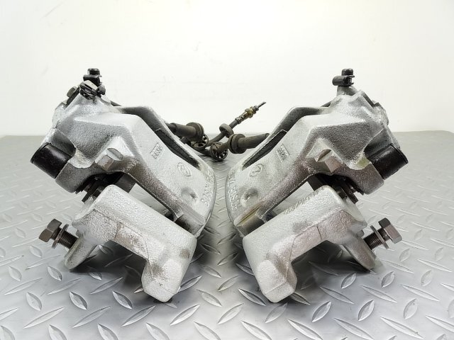 B/BE18#Alfa-Romeo GT 2.0JTS GH-93720L ( Alpha GT 2006y# front brake calipers left right Sand blast settled ( right F left F 77543km###