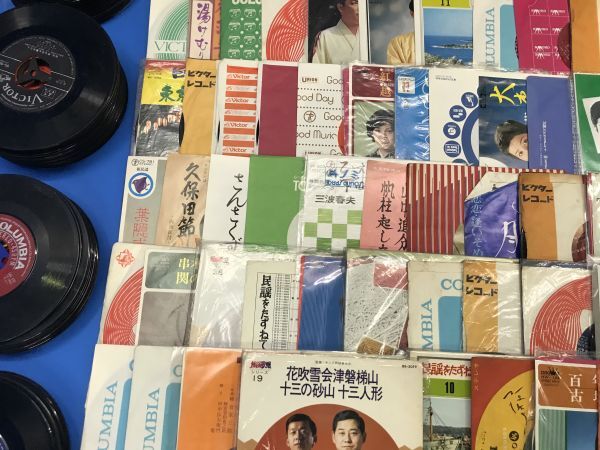 レコードの山 200枚以上 音楽 演歌 など 状態不明 動作未確認 120_画像4