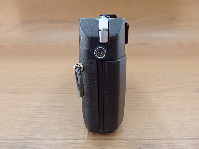 ☆　ＢＥＳＳＡ　Ｒ２　VOIGTLANDER　本体　サイドグリップ付　現状品　☆_画像4