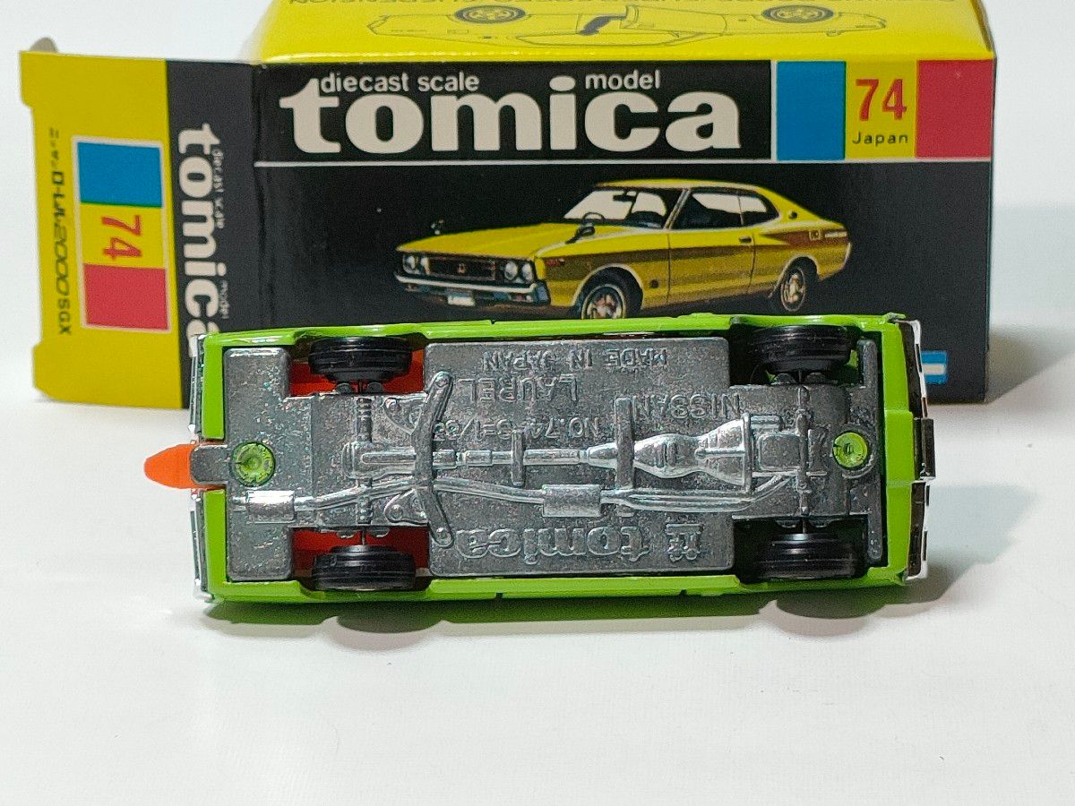 黒箱トミカ 74 日産ローレル2000SGX 美品 日本製 デッドストック 黒箱トミカ 74 日産ローレル2000SGX 美品 日本製 デッドストック
