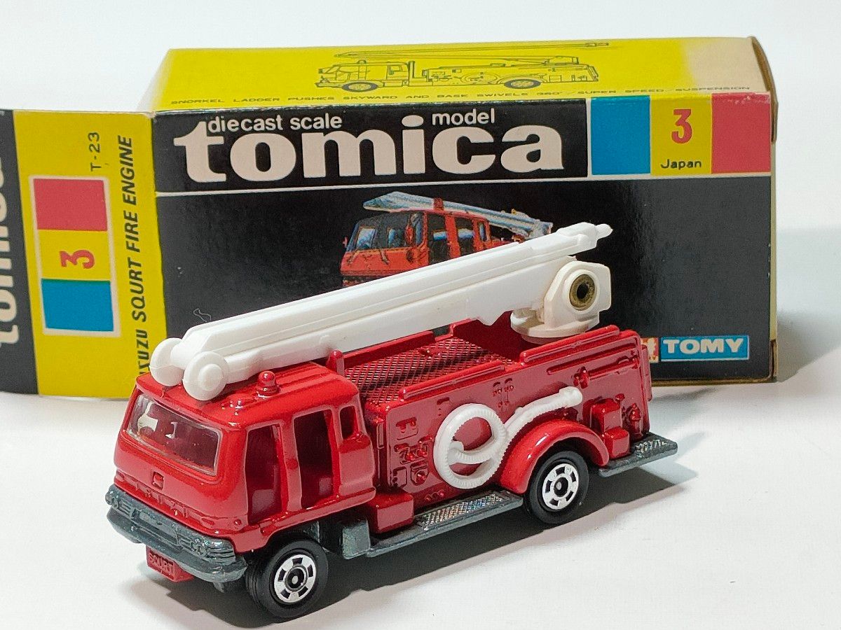 黒箱トミカ 3 イスズ スクアート消防車 美品 日本製 デッドストック 黒箱トミカ 3 イスズ スクアート消防車 美品 日本製 デッド