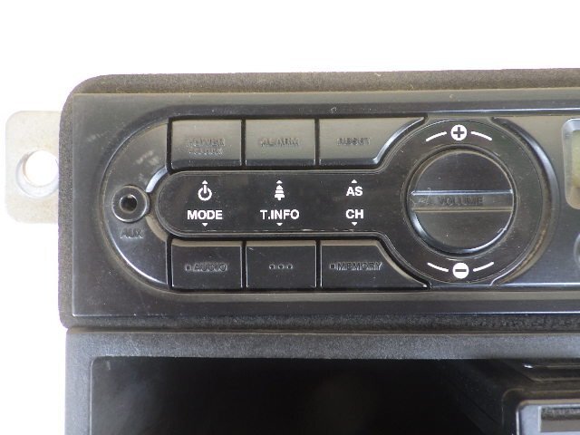 r532-63 ★ 日産 UD トラックス クオン 純正 AM/FM ラジオ 24V用 28年 QKG-CW5XL 60-15の画像2