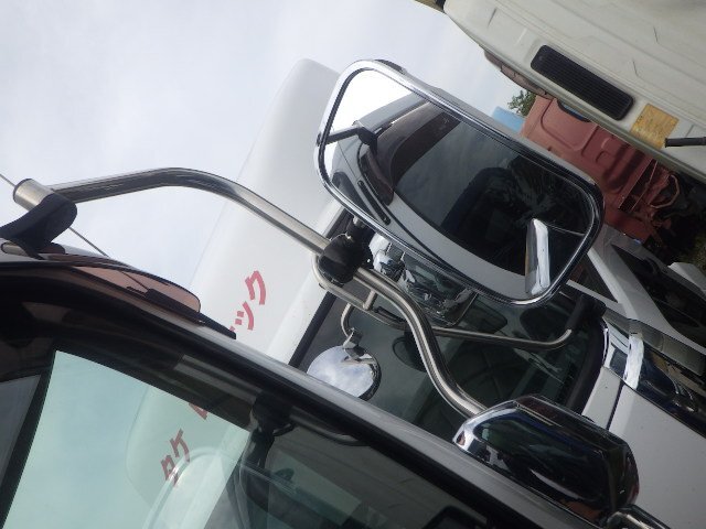 r592-2000 * Nissan UDto Lux f lens Condor plating mirror stay attaching . right side driver`s seat side TKG-LK39N 3-15