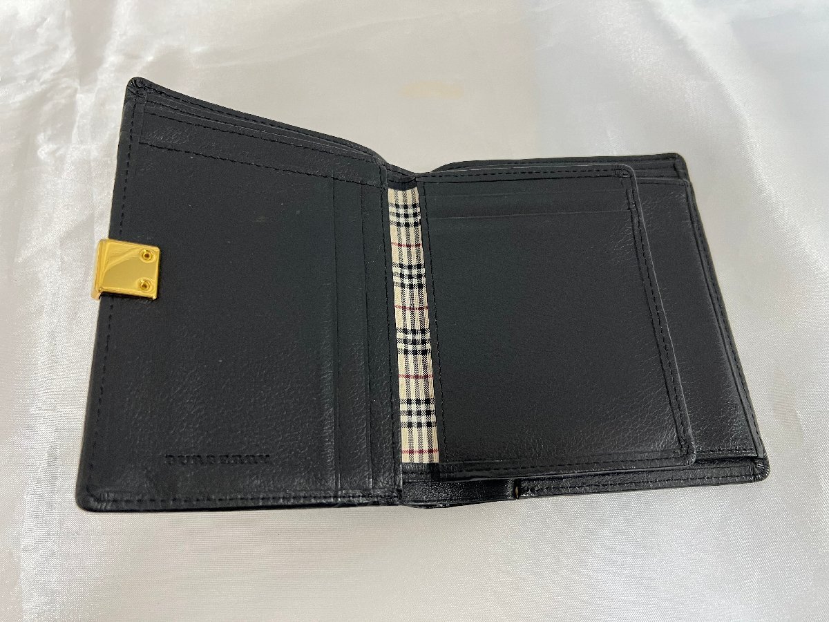 ■【YS-1】 BURBERRY バーバリー 財布 ■ 二つ折り 小銭入れ有り レザー 本革 ブラック系 9.5cm×12cm 【同梱可能商品】■B_画像3