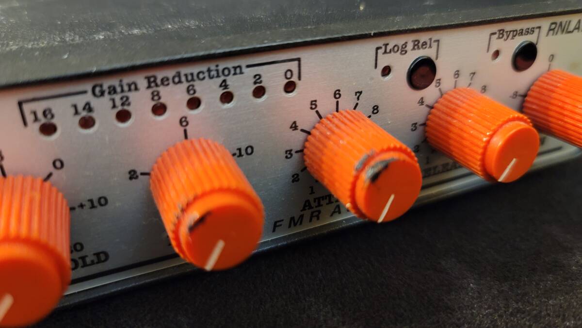 FMR Audio RNLA7239 コンプレッサーの画像6