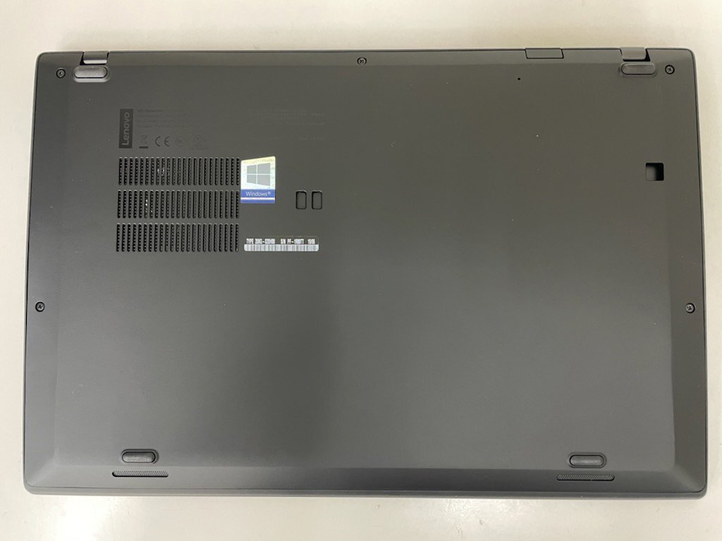 【UEFI起動確認済み／中古】ThinkPad X1 Carbon [TYPE 20KG-S20H00] (Core i5-8250U, RAM8GB, SSD 無し) ACアダプタ付き●UEFI-BATT NGの画像3