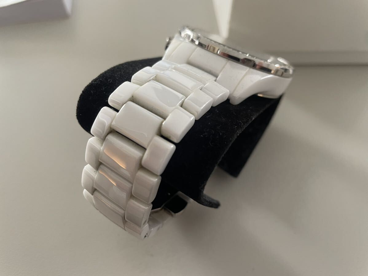 超美品 エンポリオアルマーニ EMPORIO ARMANI 腕時計 クォーツ メンズ セラミック 日付 クロノグラフ ホワイト 取説 コマ付の画像5