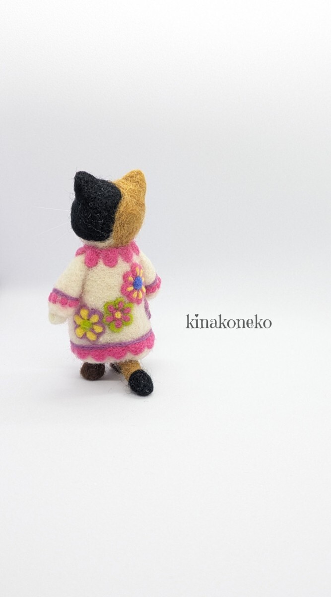 猫 レトロ花柄 羊毛フェルト ハンドメイド ミニチュア kinakoの画像7