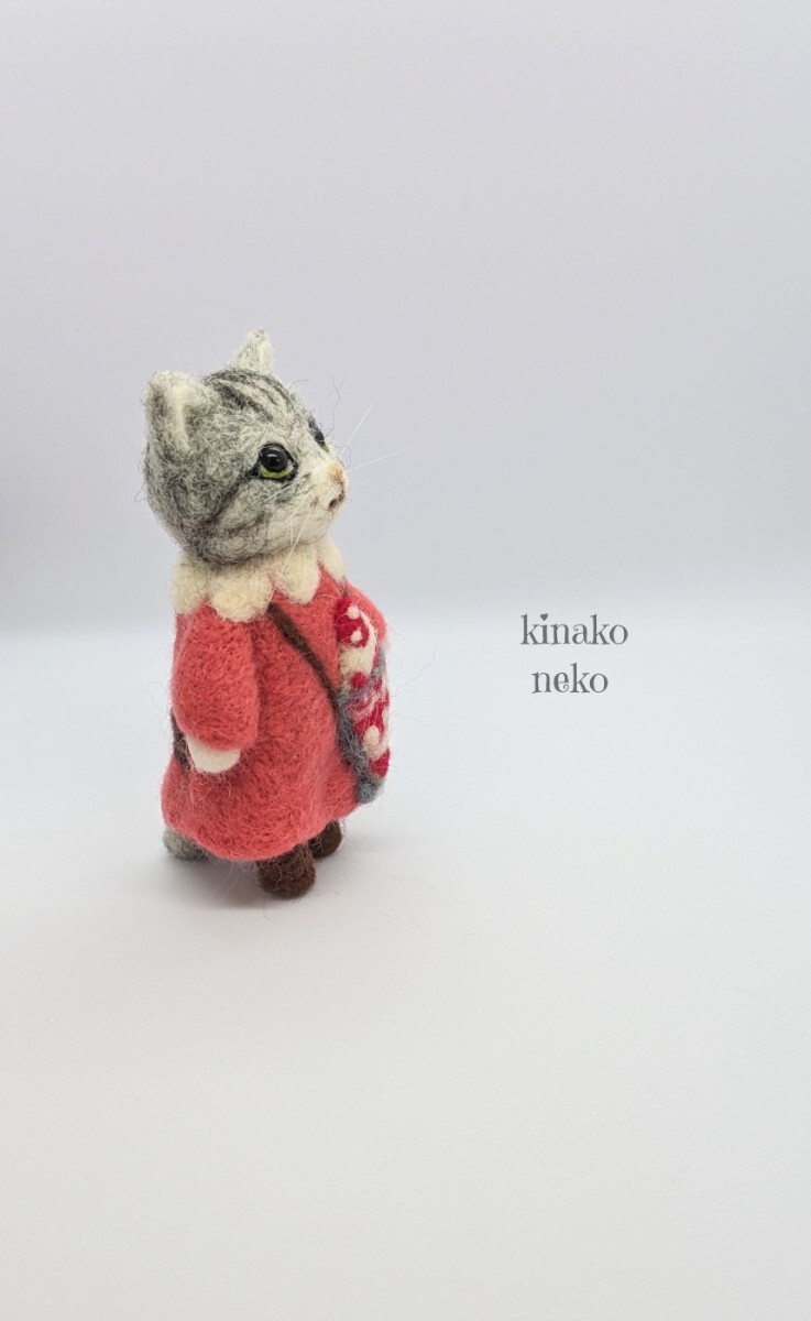 猫 苺パフェのポーチ猫　羊毛フェルト ハンドメイド ミニチュア インテリア雑貨 kinako_画像4