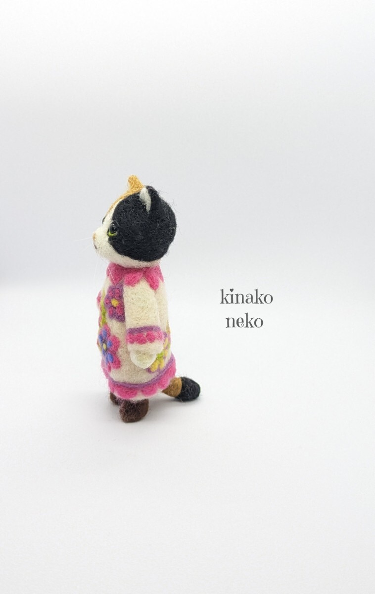 猫 レトロ花柄 羊毛フェルト ハンドメイド ミニチュア kinakoの画像8