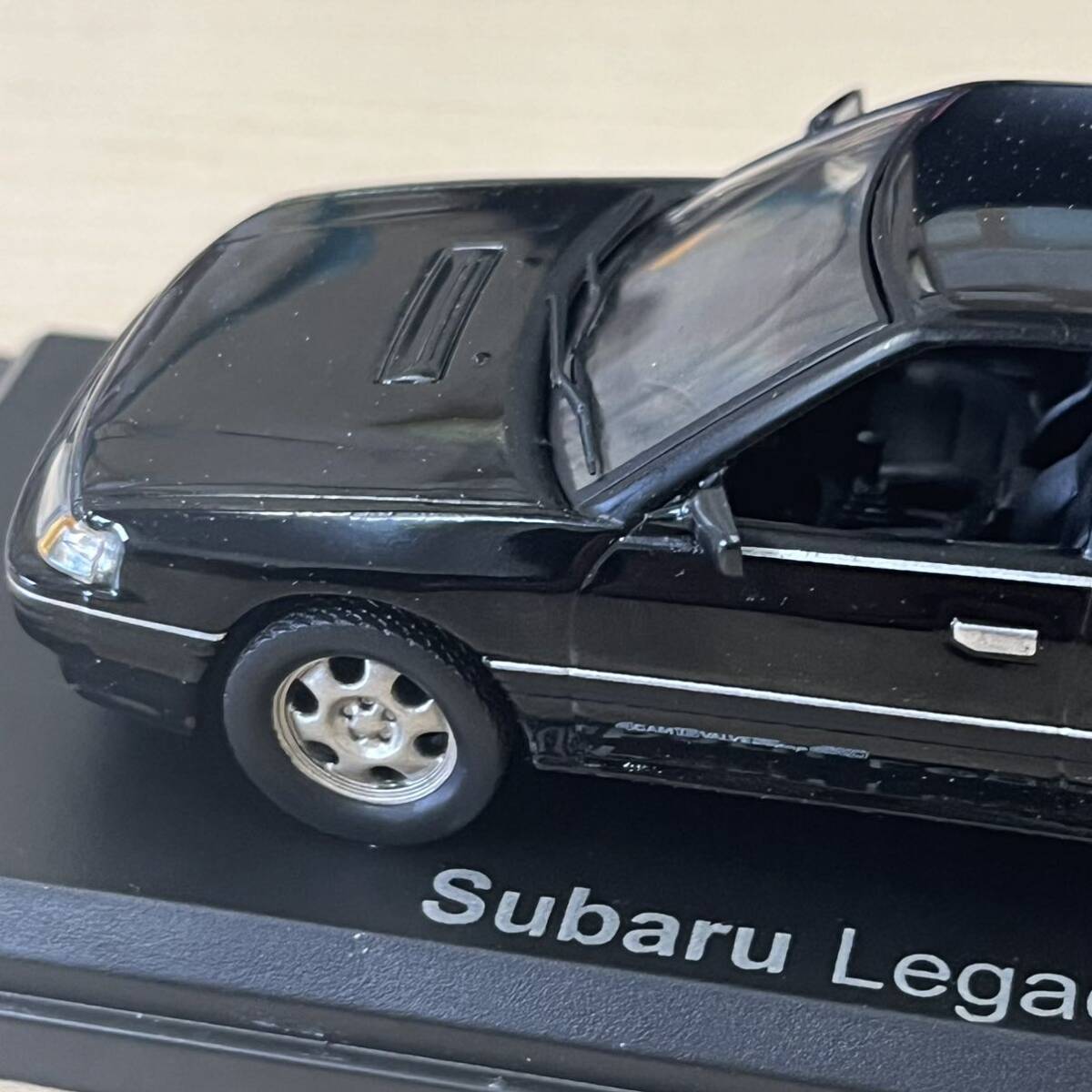 【TS0421 175】スバル SUBARU LEGACY レガシー ブラック 黒 ミニカー コレクション ケース入り