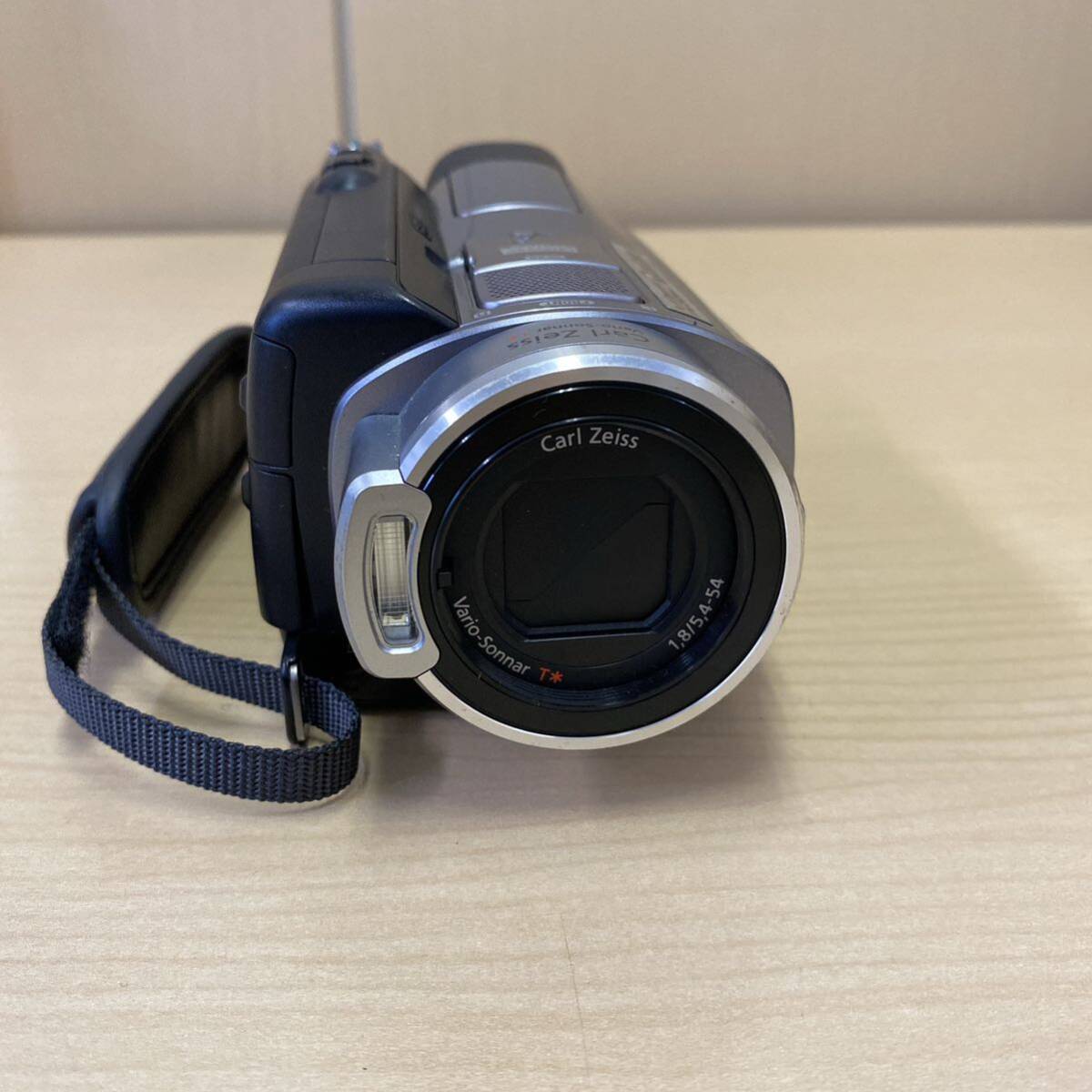 【TS0427】 SONY ソニー ビデオカメラ ハンディカム HDR-SR7 シルバーカラー 付属品なし 動作未確認 キズあり 汚れあり_画像4