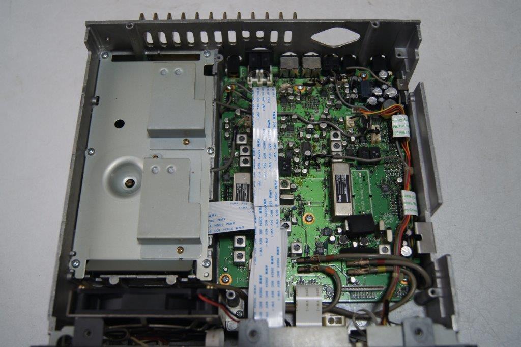 ICOM IC-910D 通電不可（不動品）部品取り用の画像4