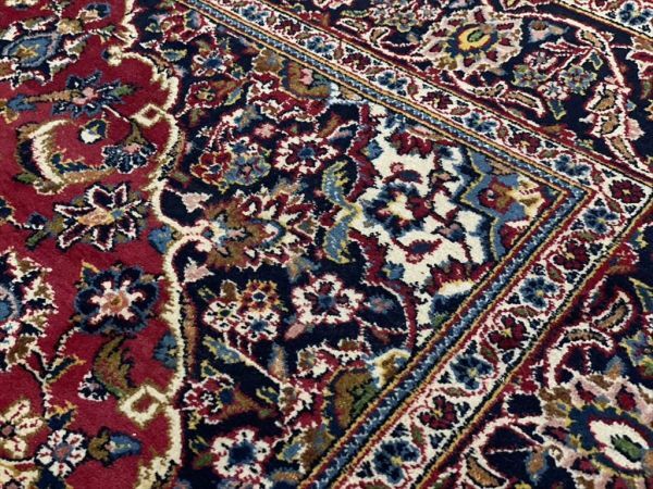 イラン産 最高級ペルシャ絨毯 約60万 ウール 140×210cm ヴィンテージラグ 手織り カーペット 玄関マット キッチンマット ペルシアン 羊毛の画像7
