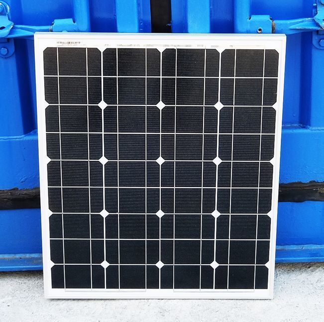 高効率 単結晶 50W ソーラーパネル 2枚セット！太陽光発電 エコ 節約 12V蓄電に！_画像2