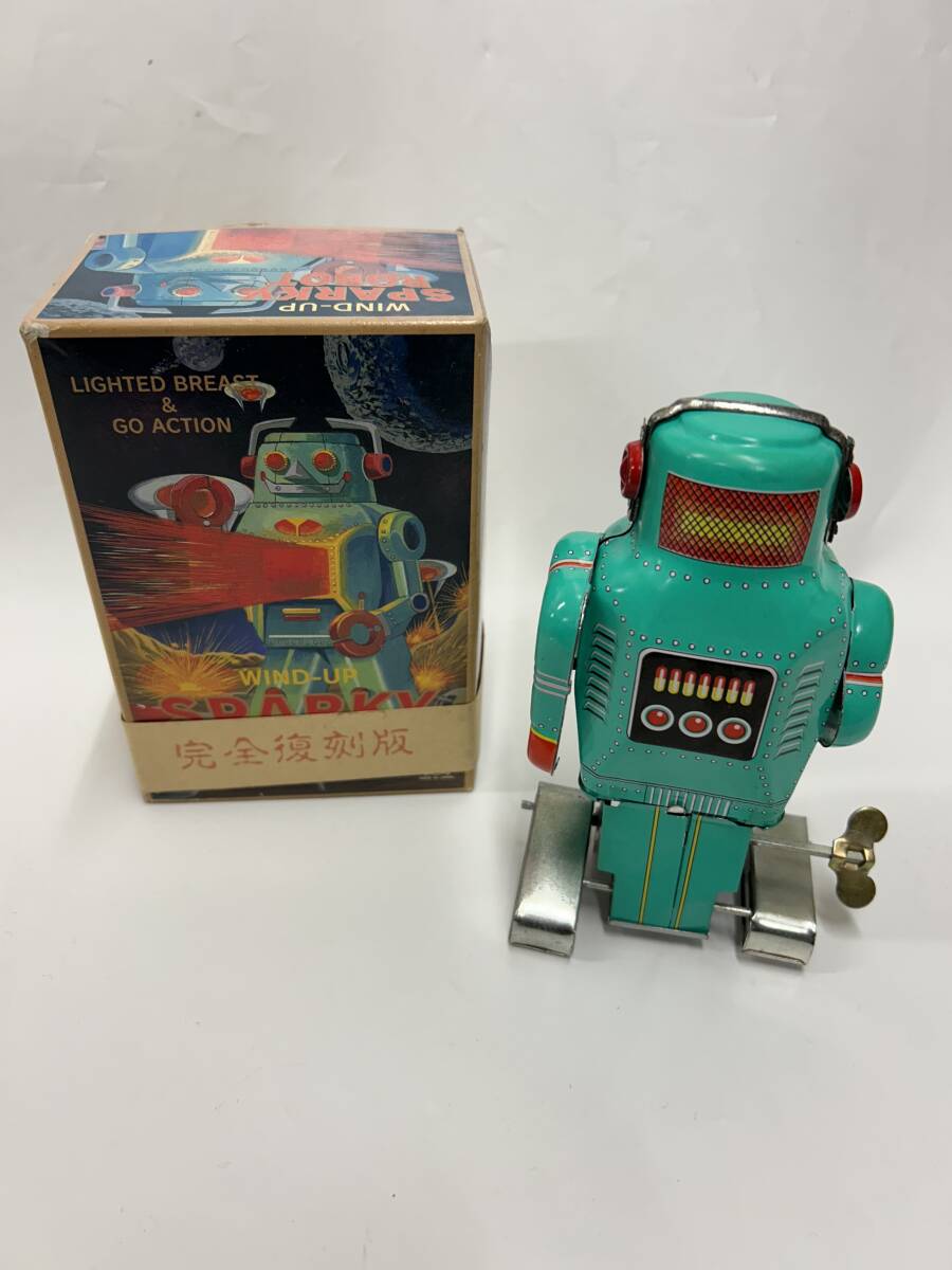 ブリキ製 スパーキーロボット 完全復刻版 SPARKY ROBOT ゼンマイ式 歩行ギミック おもちゃ 昭和レトロ/一晃の画像6