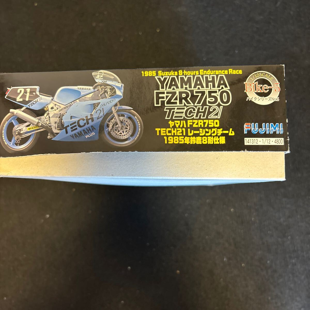  Yamaha FZR750 85 year ShiseidoTECH21 racing team 1/12+ metal muffler + finisher z paints + vacuum screen 