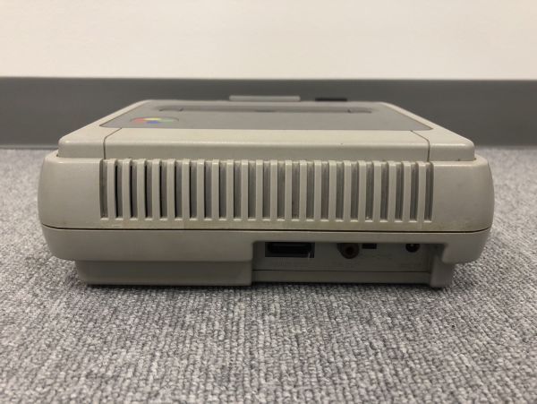 Y304-CH1-719 Nintendo ニンテンドー 任天堂 SUPER Famicom スーパーファミコン SHVC-001 ハードケース コントローラー×2 ※通電確認済みの画像4