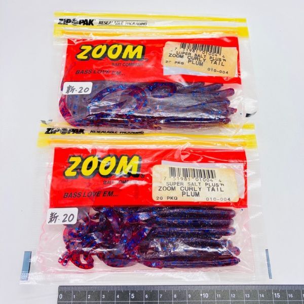 711542 新品 ZOOM/ZBC C-テール カーリーテール ４０本 ZOOM BAIT COMPANY ズーム リボンテール プラム_画像1