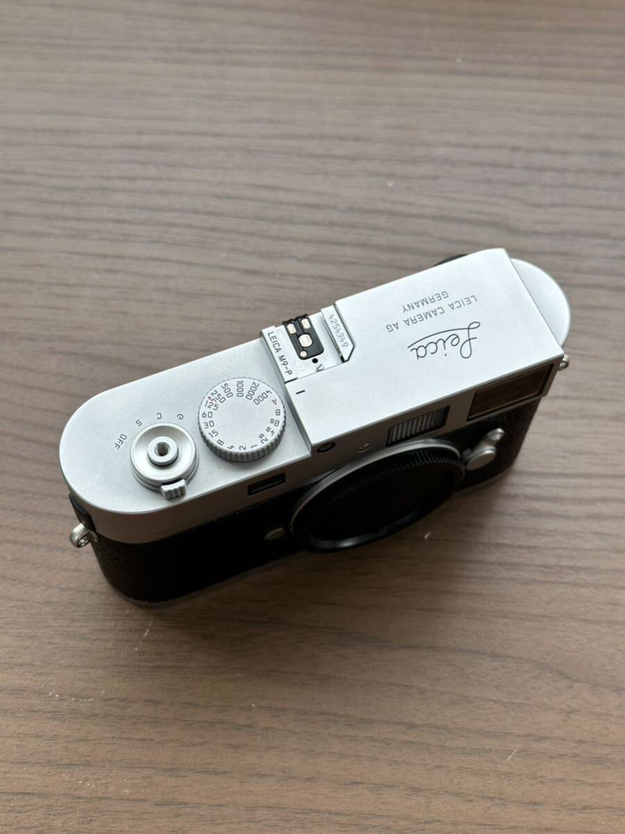 極美品 シャッター数3500回未満 CCD交換対策済み ライカ M9-P ボディ シルバークローム Leica M9-P 関連 Leica M8 M10 M11の画像3