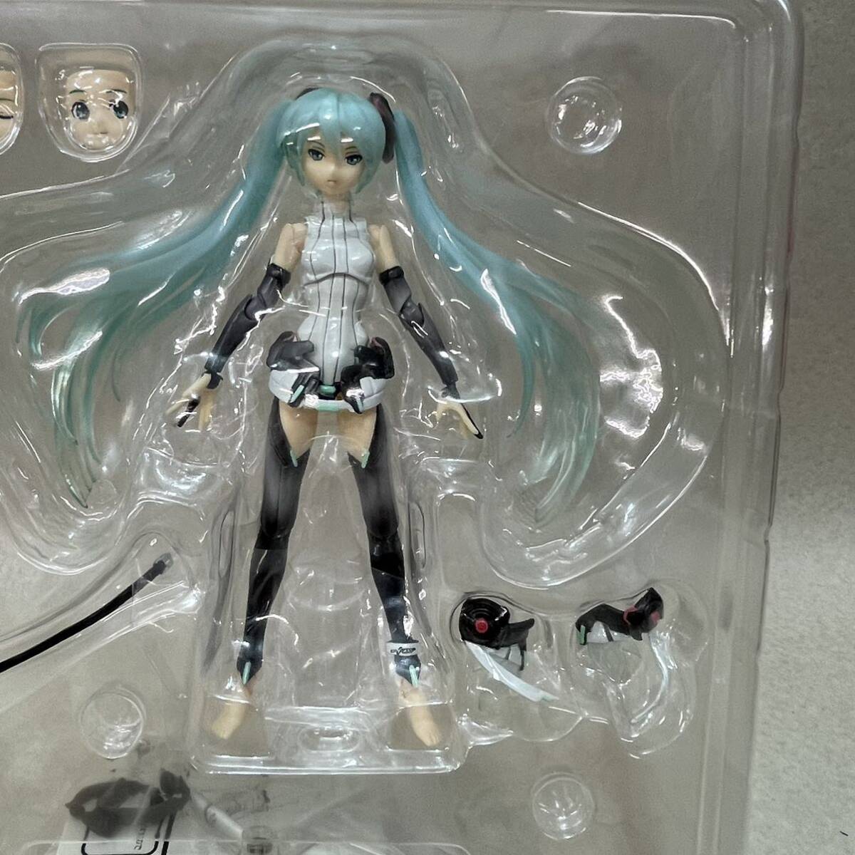 L6010★中古未使用品★美品★figma 初音ミク 200 初音ミク2.0 、初音ミク100 Append ver. マックスファクトリー フィギュア 2個セットの画像7