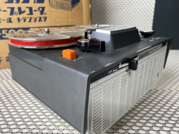 js★通電/テープ回転OK☆National ナショナル テープレコーダー RQ-500 ターンテーブル 箱付き 昭和レトロ 当時もの 現状品★の画像5