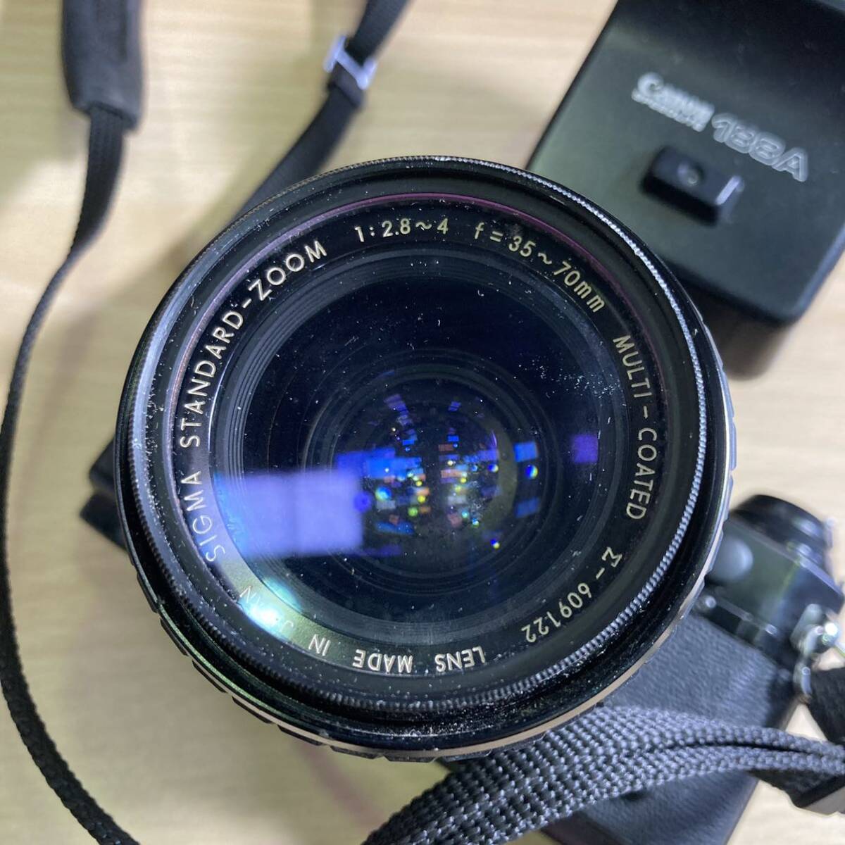 西542 Canon キャノン AE-1 PROGRAM ボディのみ ブラック フィルムカメラ 一眼レフカメラ 現状品 レンズ ストロボ付 スピードライト 188Aの画像7
