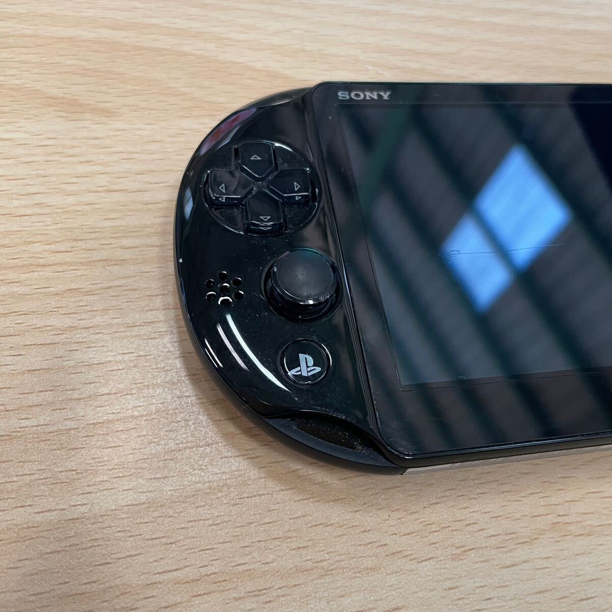 西542 SONY PlayStation VITA PS Vita PCH2000 ブラック ソニー 動作品 カセット付 ゲーム機 ケース付 ソフト の画像5