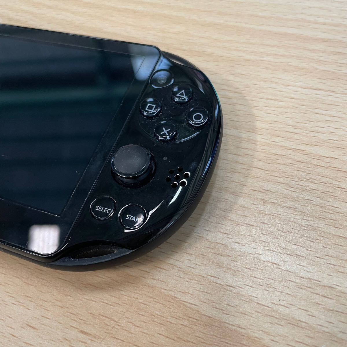 西542 SONY PlayStation VITA PS Vita PCH2000 ブラック ソニー 動作品 カセット付 ゲーム機 ケース付 ソフト の画像4